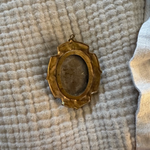 Pendant - Picture 2 of 2